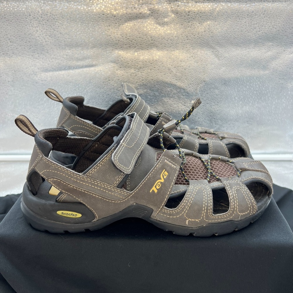 Teva Forebay Fisherman Brown Athletic Hiking Sport Sandals 1001116 Mens Size 9